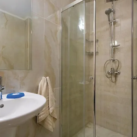 Two-bedroom In 네세부르