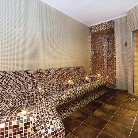 Two-bedroom In * 네세부르